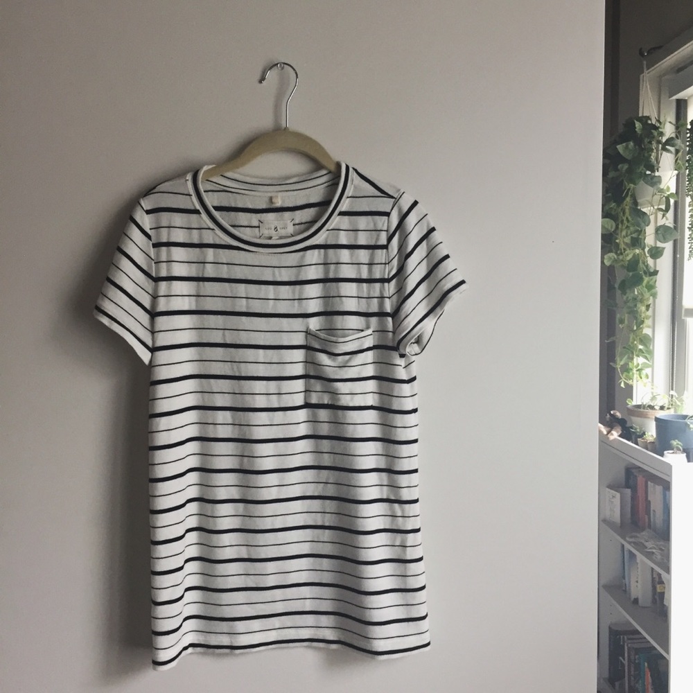 ✨ • lou & grey pocket tee •